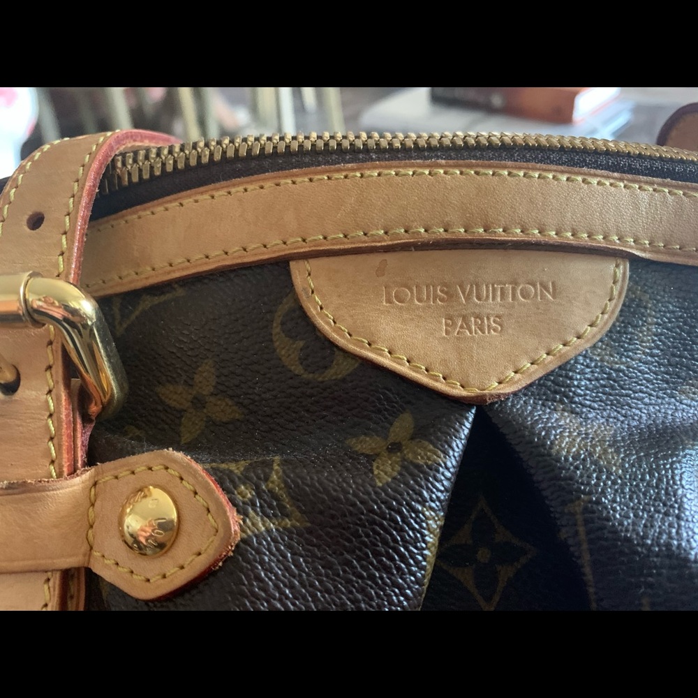 Authentic Louis Vuitton Tivoli GM - Picture 6 of 12
